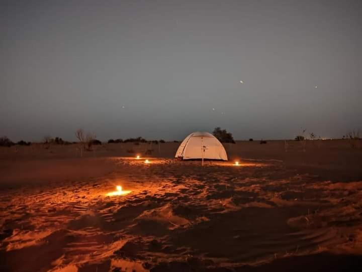 Hotel Nomads Life Style à M'Hamid El Ghizlane Extérieur photo