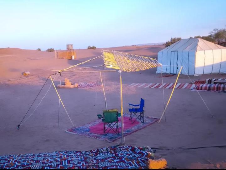 Hotel Nomads Life Style à M'Hamid El Ghizlane Extérieur photo