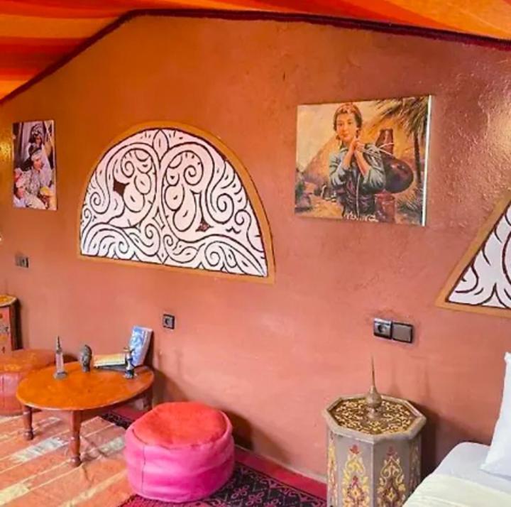 Hotel Nomads Life Style à M'Hamid El Ghizlane Extérieur photo